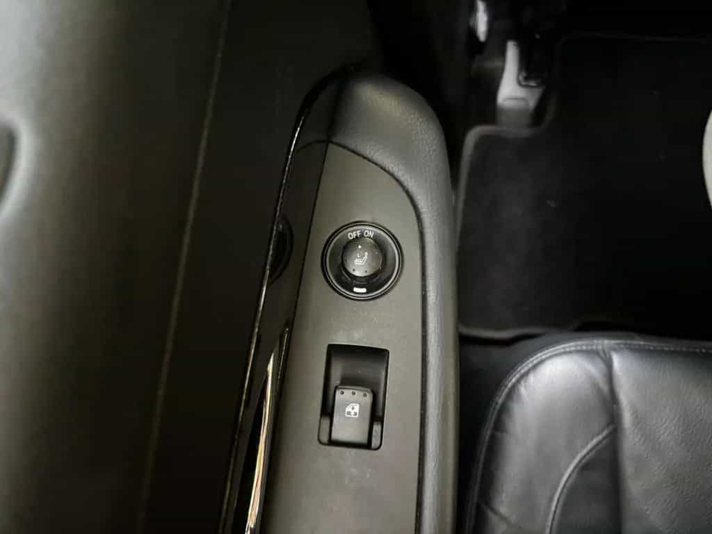Ssangyong REXTON 2.2 4WD Automatik Leder Navi AHK MwSt. 12/2017-photo-13