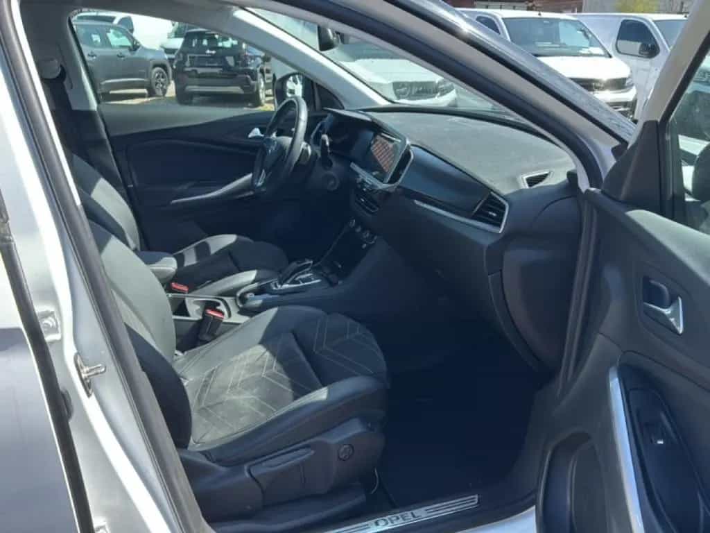 Opel Grandland GS 2-Zonen-Klimaautom LenkradHZG Rückf 09/2022-photo-11