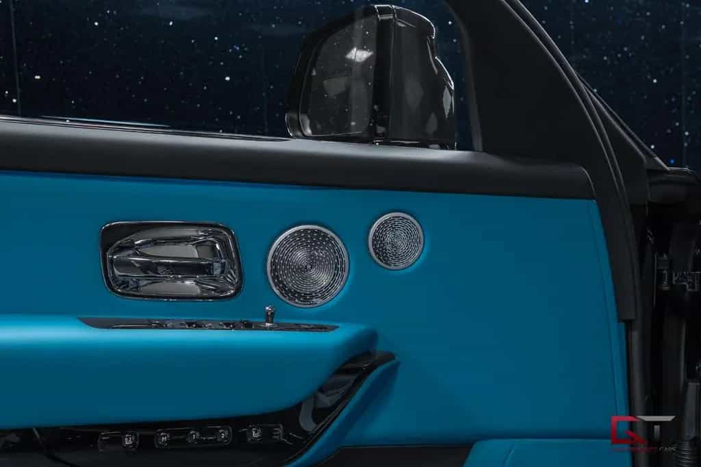 Rolls-Royce Cullinan II Production26 4Seat TV Screen Facia null-photo-17