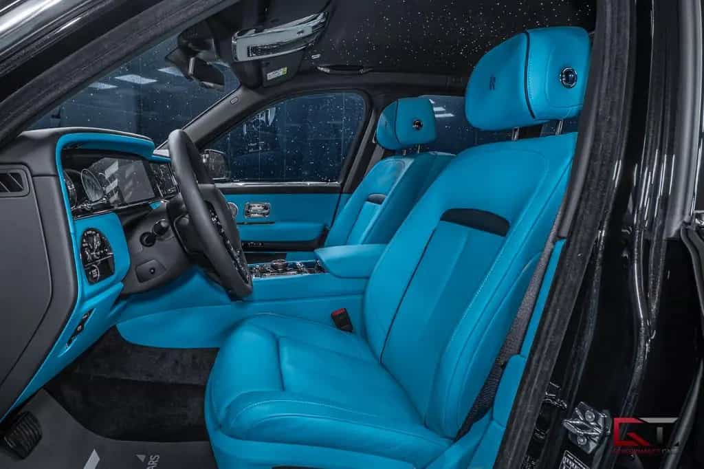 Rolls-Royce Cullinan II Production26 4Seat TV Screen Facia null-photo-22