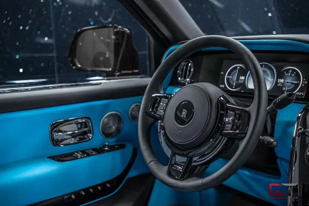 Rolls-Royce Cullinan II Production26 4Seat TV Screen Facia null-photo-36