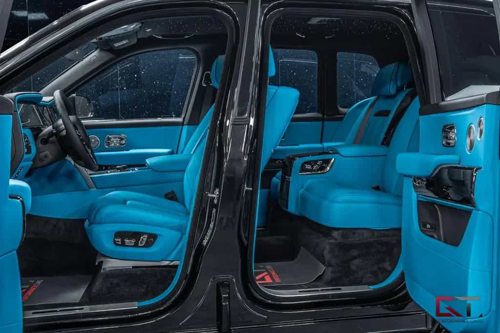 Rolls-Royce Cullinan II Production26 4Seat TV Screen Facia null-photo-7