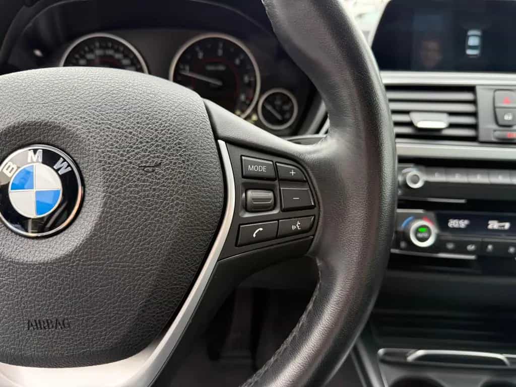 BMW 4 Series 03/2020-photo-10