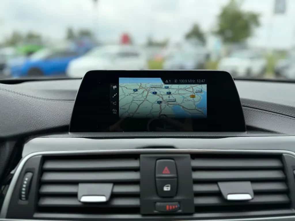 BMW 4 Series 03/2020-photo-12