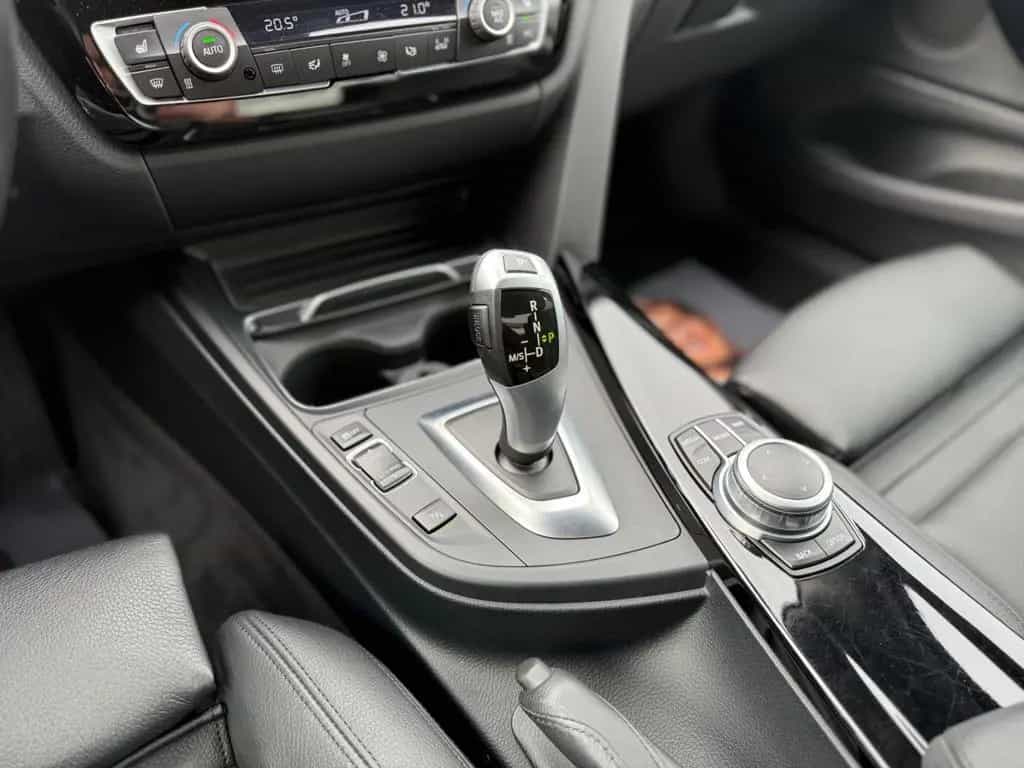 BMW 4 Series 03/2020-photo-16