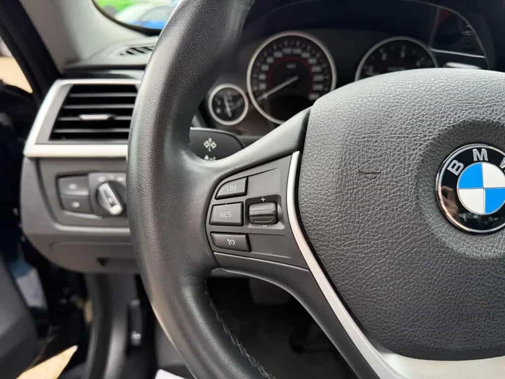 BMW 4 Series 03/2020-photo-9