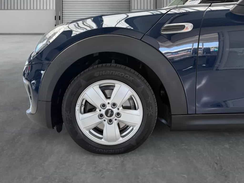 MINI ONE KLIMA+PANORAMA+EINPARKHILFE+SITZHEIZUNG+TÜV+ 07/2017-photo-17
