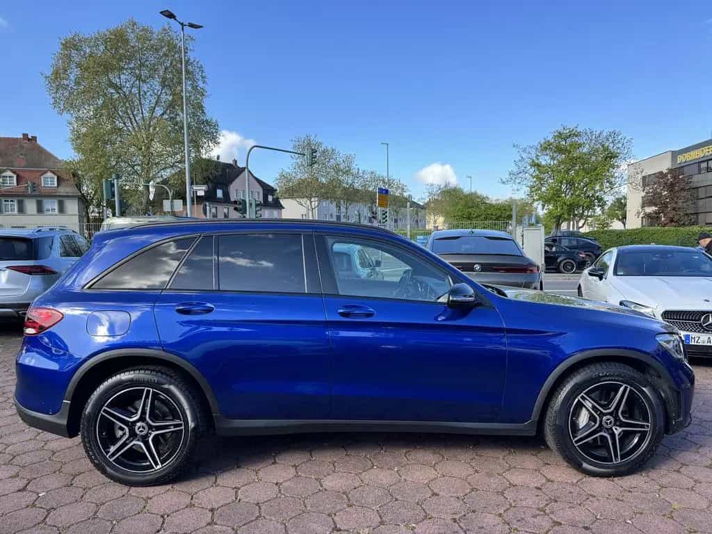 Mercedes-Benz GLC-Class 300 4Matic AMG Line NIGHT CARPLAY DAB 02/2020-photo-2