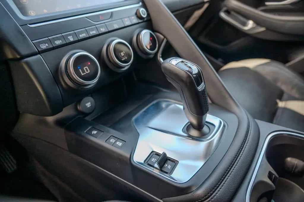 Jaguar E-Pace 2.0 S AWD 1.HAND|KAMERA|LED|KEYLESS|SPURH 05/2020-photo-18