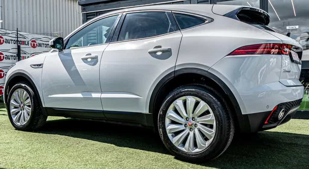 Jaguar E-Pace 2.0 S AWD 1.HAND|KAMERA|LED|KEYLESS|SPURH 05/2020-photo-6