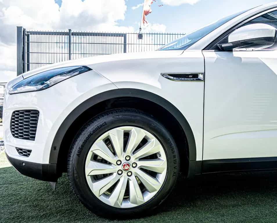 Jaguar E-Pace 2.0 S AWD 1.HAND|KAMERA|LED|KEYLESS|SPURH 05/2020-photo-8