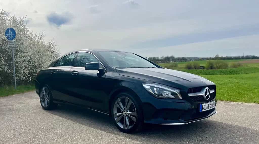 Mercedes-Benz CLA-Class 180 - AMG - 04/2018-photo-1