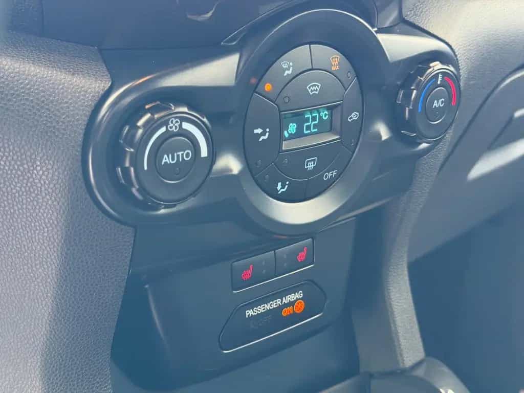 Ford EcoSport 03/2017-photo-13
