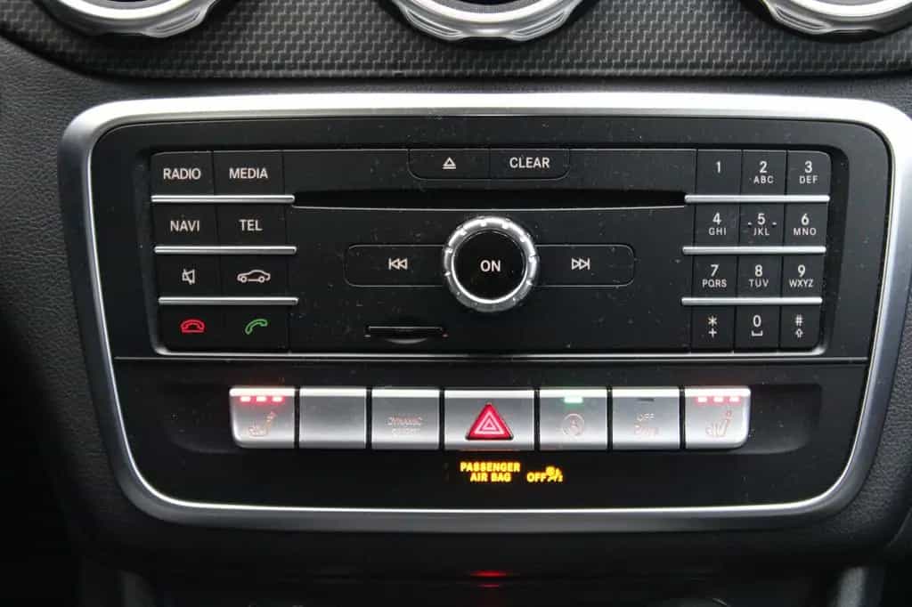 Mercedes-Benz GLA-Class 180*Tüv&Inspektion Neu*Navi*62.Tkm*Leder* 11/2019-photo-16