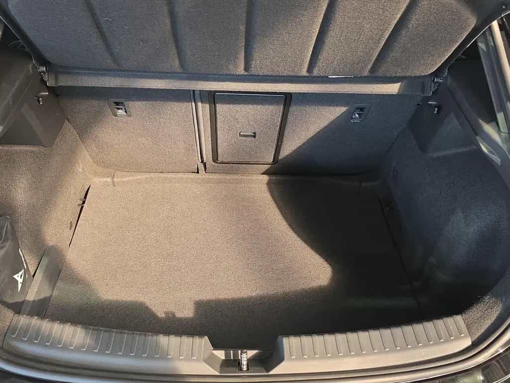 Cupra Leon 1.5 eTSI DSG*KAMERA*NAVI*AMBIENTE* 11/2023-photo-16