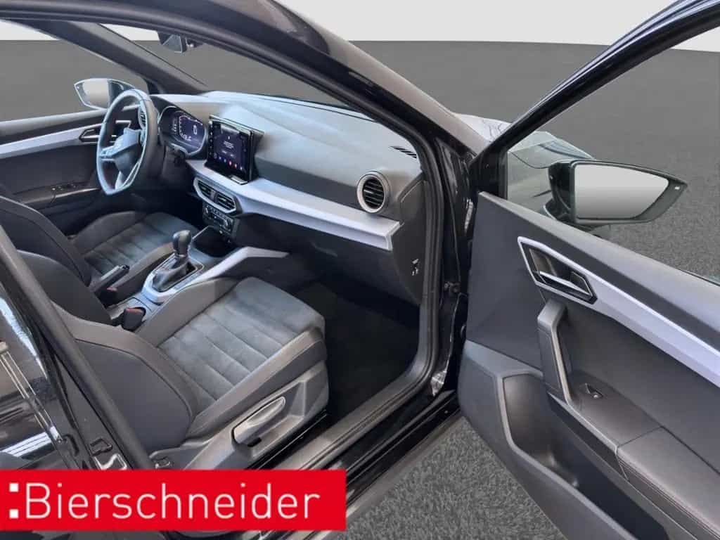 Seat Arona 1.5 TSI DSG AB199EUR FR AHK ALCANTARA NAVI 06/2025-photo-33