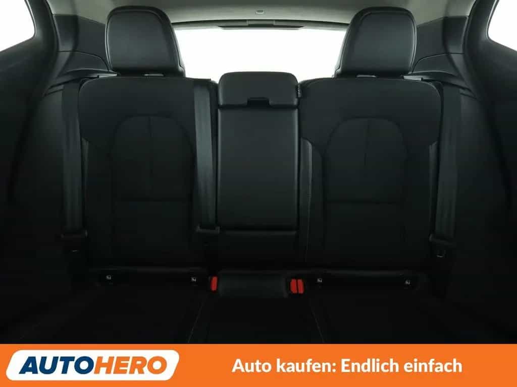 Volvo XC40 2.0 D3 Momentum 2WD Aut*NAVI*LED*TEMPO*AHK* 08/2018-photo-13