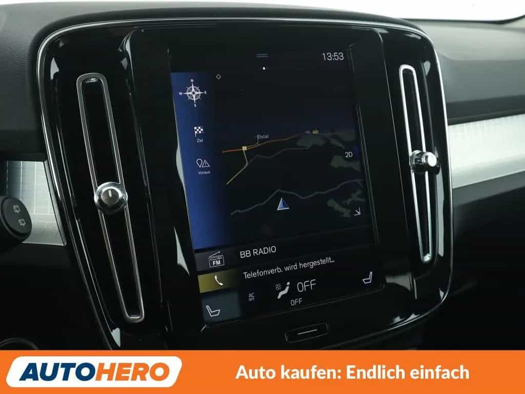 Volvo XC40 2.0 D3 Momentum 2WD Aut*NAVI*LED*TEMPO*AHK* 08/2018-photo-19