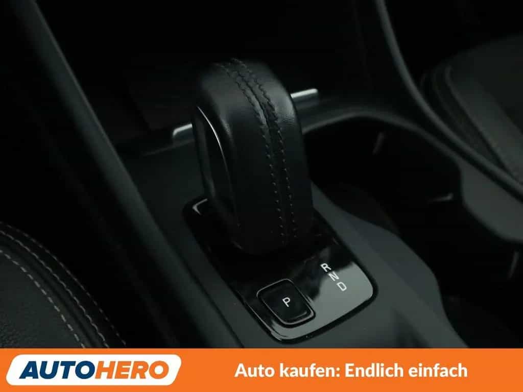 Volvo XC40 2.0 D3 Momentum 2WD Aut*NAVI*LED*TEMPO*AHK* 08/2018-photo-22