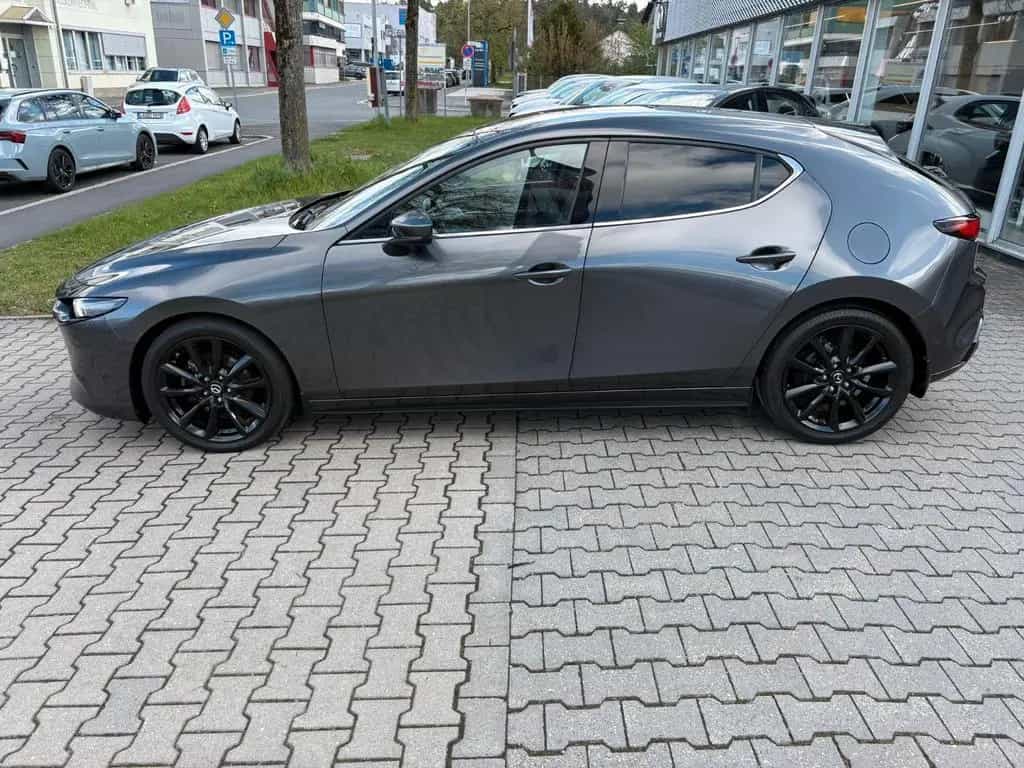 Mazda 3 Lim. Selection 179PS AWD Bose Design-Paket 11/2019-photo-4