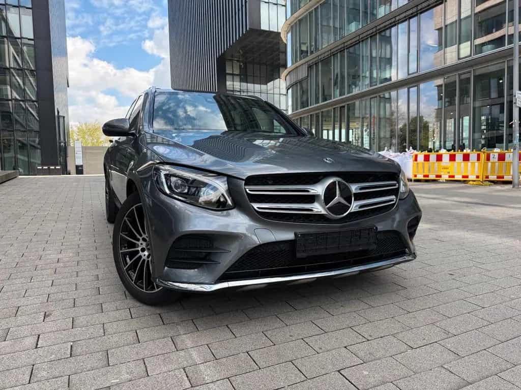Mercedes-Benz GLC-Class 300 AMG Pano Distronic LED Kamera Comand 20' 10/2018-photo-1