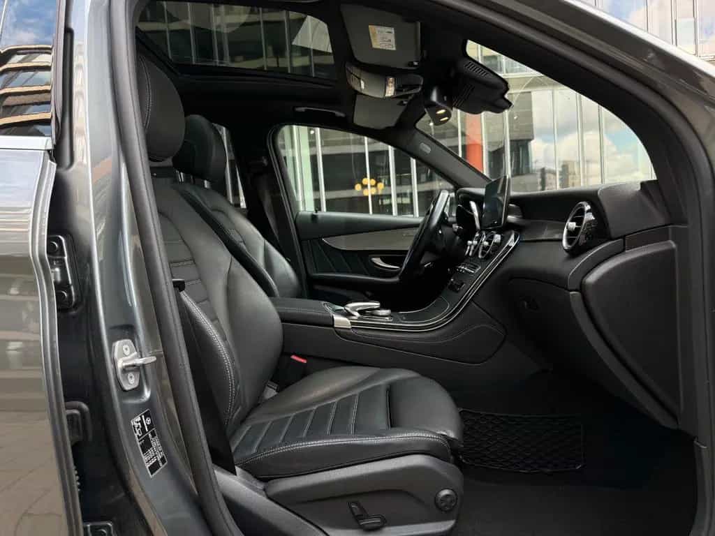 Mercedes-Benz GLC-Class 300 AMG Pano Distronic LED Kamera Comand 20' 10/2018-photo-10