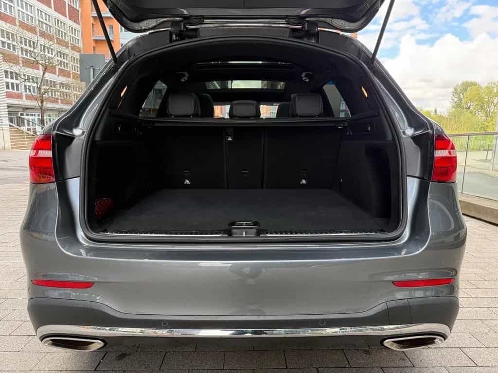 Mercedes-Benz GLC-Class 300 AMG Pano Distronic LED Kamera Comand 20' 10/2018-photo-7