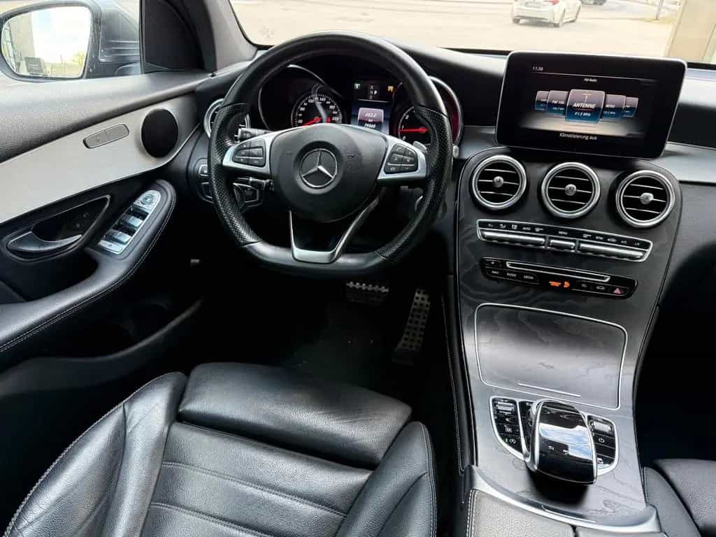 Mercedes-Benz GLC-Class 300 AMG Pano Distronic LED Kamera Comand 20' 10/2018-photo-8