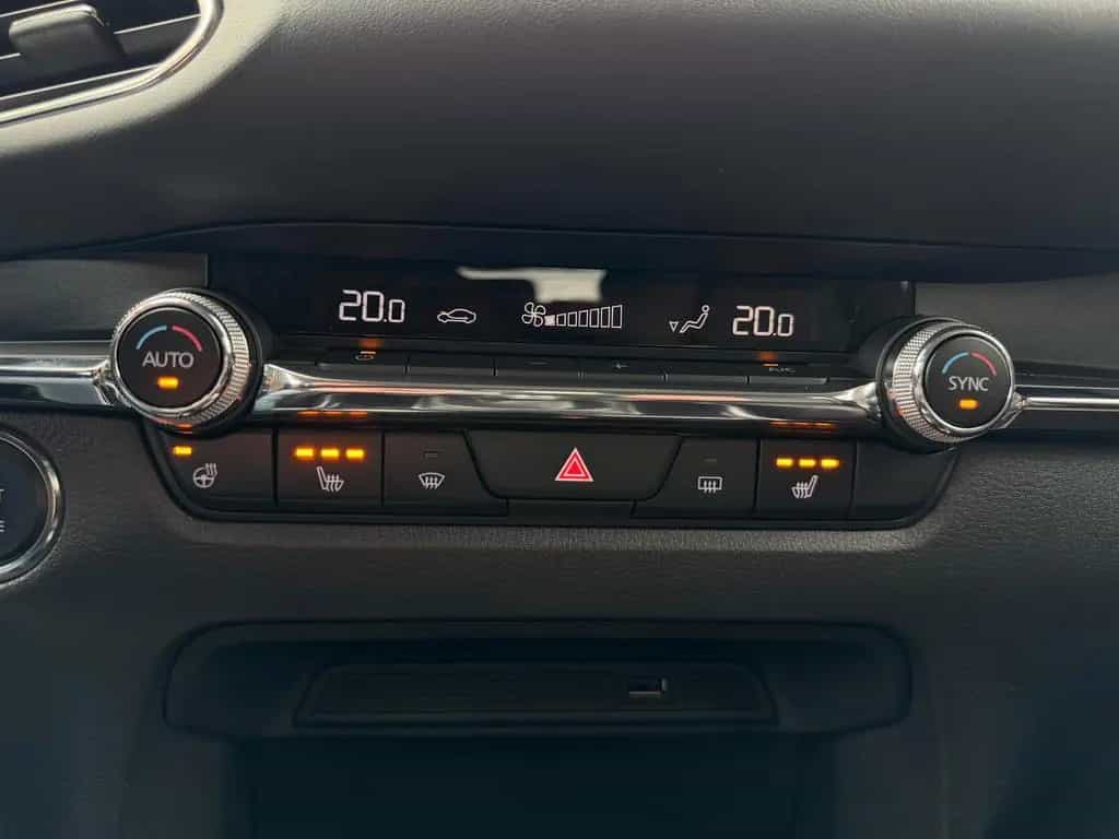 Mazda CX-30 10/2020-photo-8