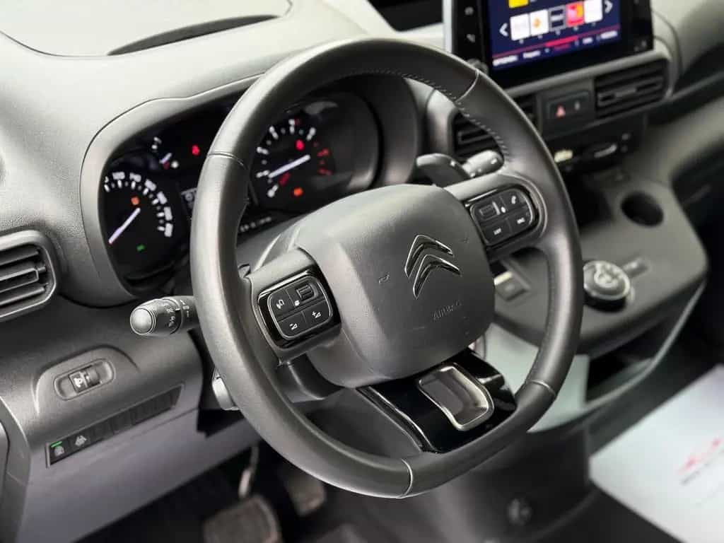 Citroën Berlingo Feel M 05/2022-photo-17