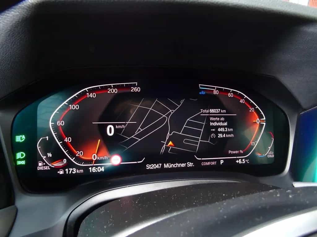 BMW 3 Series 320d Touring xDrive Aut 17" Advantage Navi LEDer 10/2021-photo-17