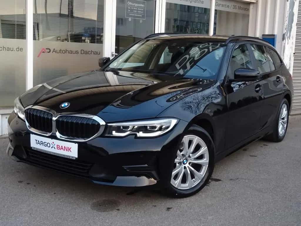 BMW 3 Series 320d Touring xDrive Aut 17" Advantage Navi LEDer 10/2021-photo-2