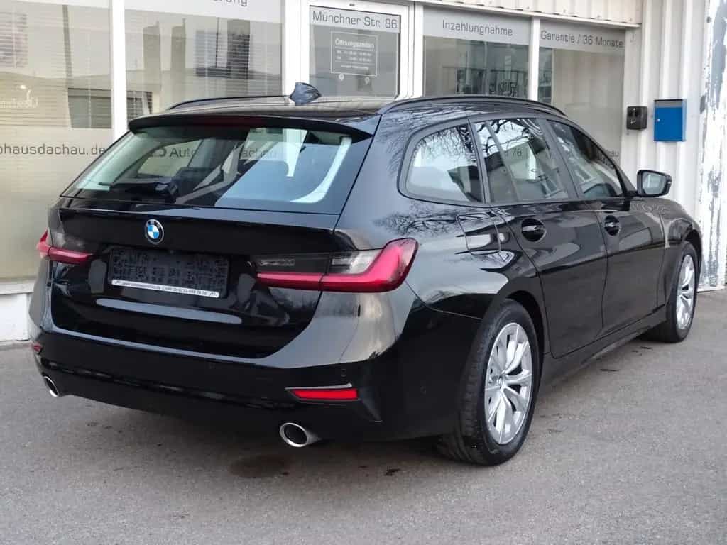 BMW 3 Series 320d Touring xDrive Aut 17" Advantage Navi LEDer 10/2021-photo-5