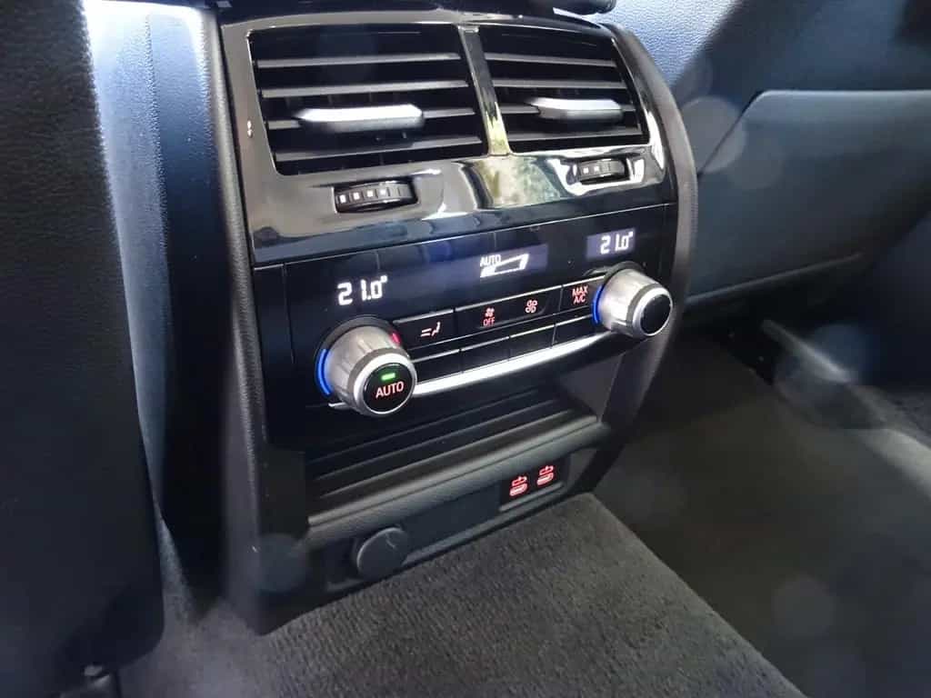 BMW 5 Series 520d Touring Aut Luxury Line Navi LCP Leder LED 07/2022-photo-13