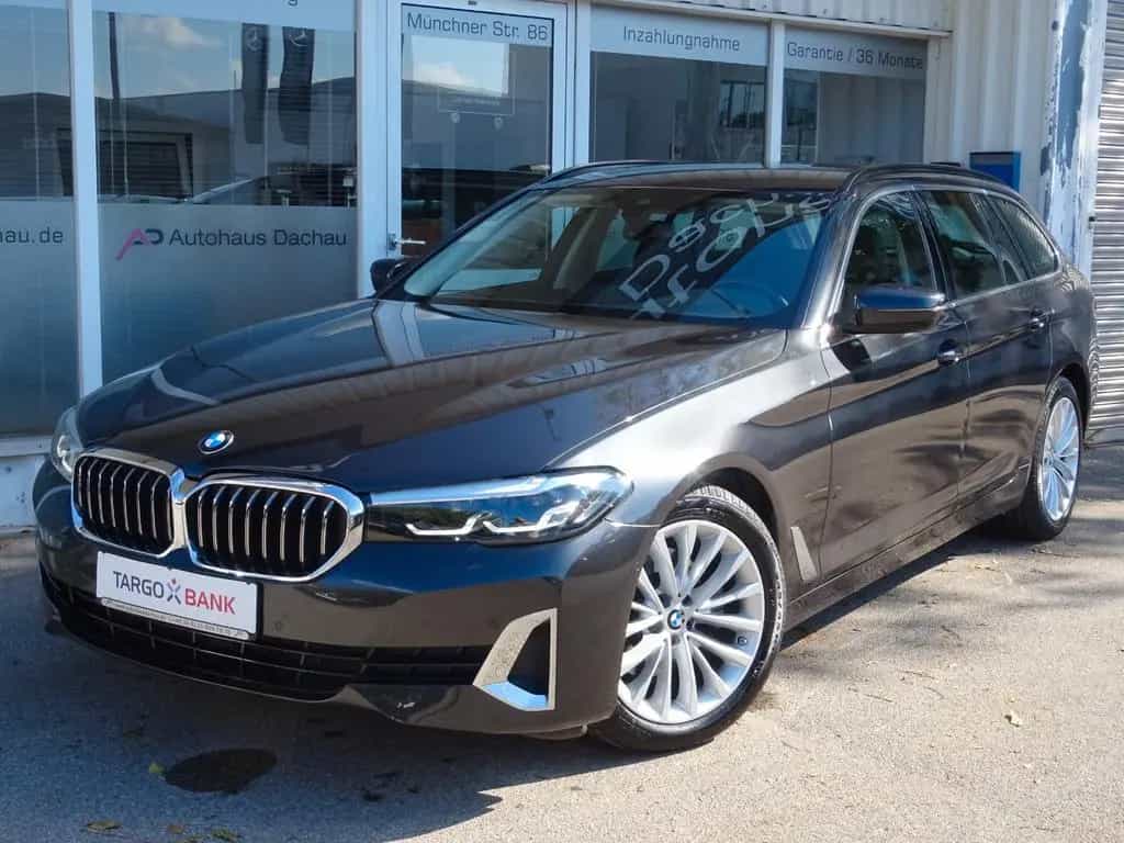 BMW 5 Series 520d Touring Aut Luxury Line Navi LCP Leder LED 07/2022-photo-2