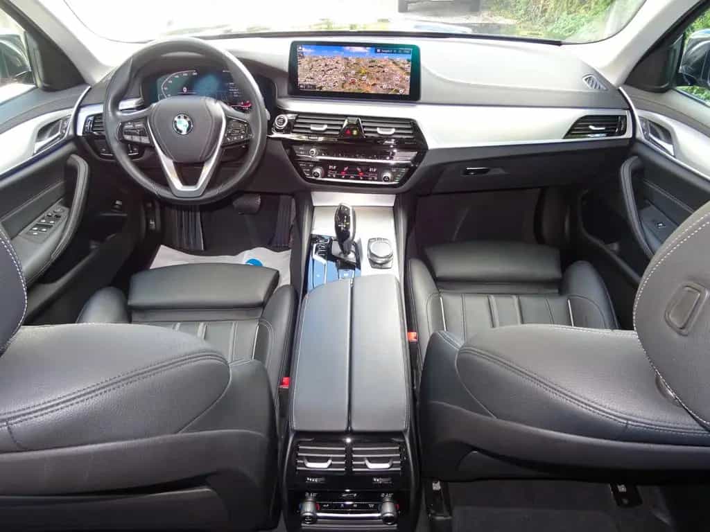 BMW 5 Series 520d Touring Aut Luxury Line Navi LCP Leder LED 07/2022-photo-6