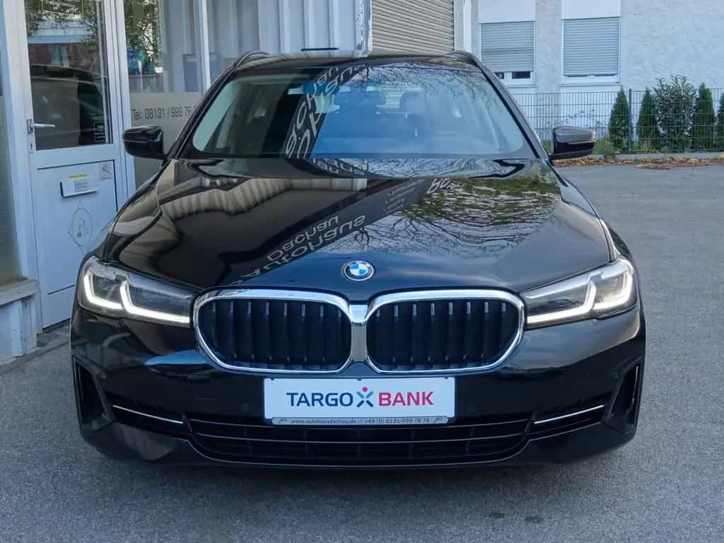 BMW 5 Series 520d Touring Aut 18" Navi Leder LCPro Ad LED HUD 09/2022-photo-1