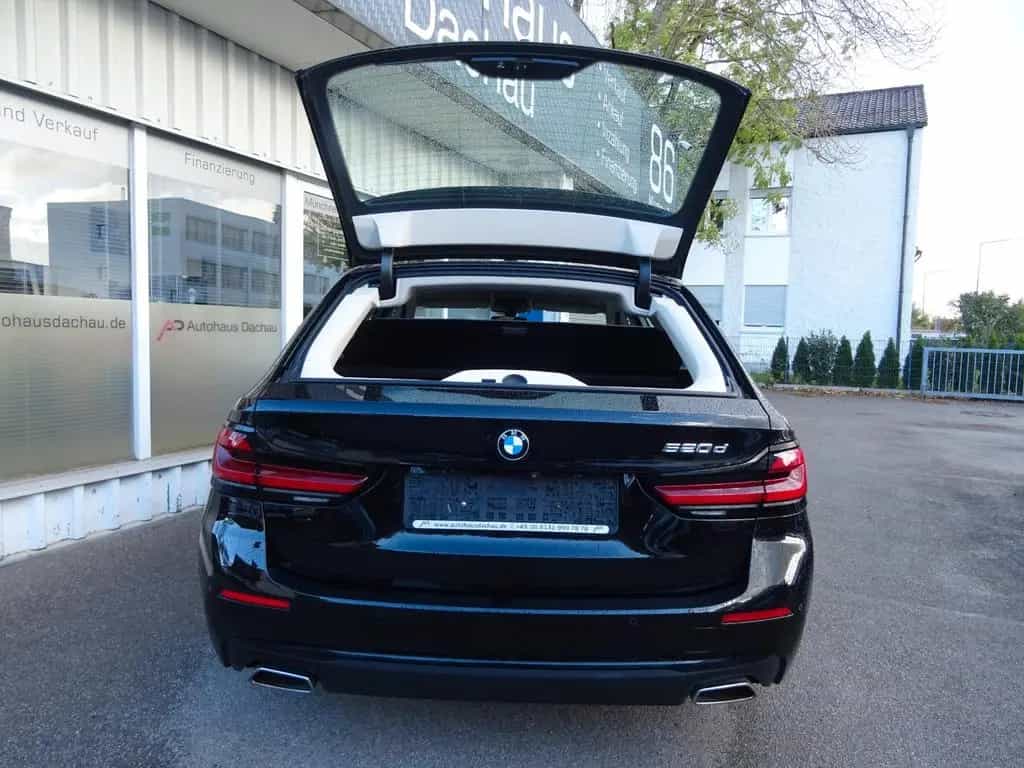 BMW 5 Series 520d Touring Aut 18" Navi Leder LCPro Ad LED HUD 09/2022-photo-4