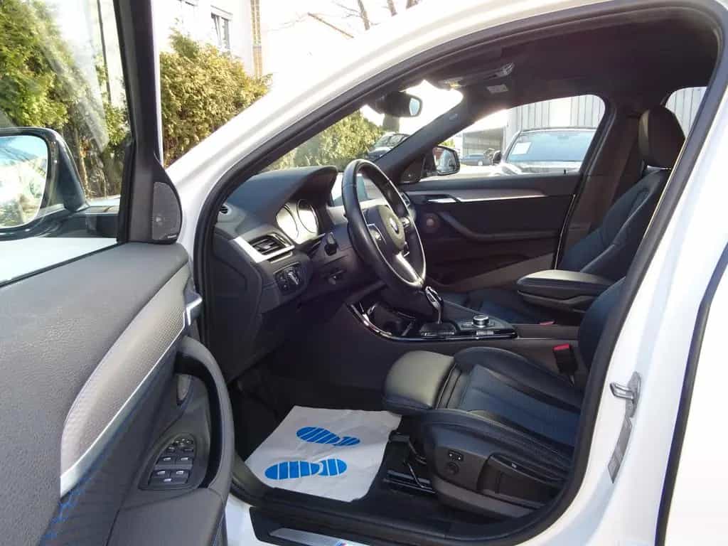 BMW X2 sDrive20d Aut M Sportpaket 19" Navi Leder LED 10/2019-photo-11