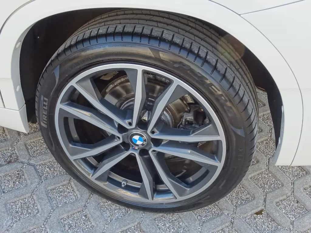 BMW X2 sDrive20d Aut M Sportpaket 19" Navi Leder LED 10/2019-photo-16