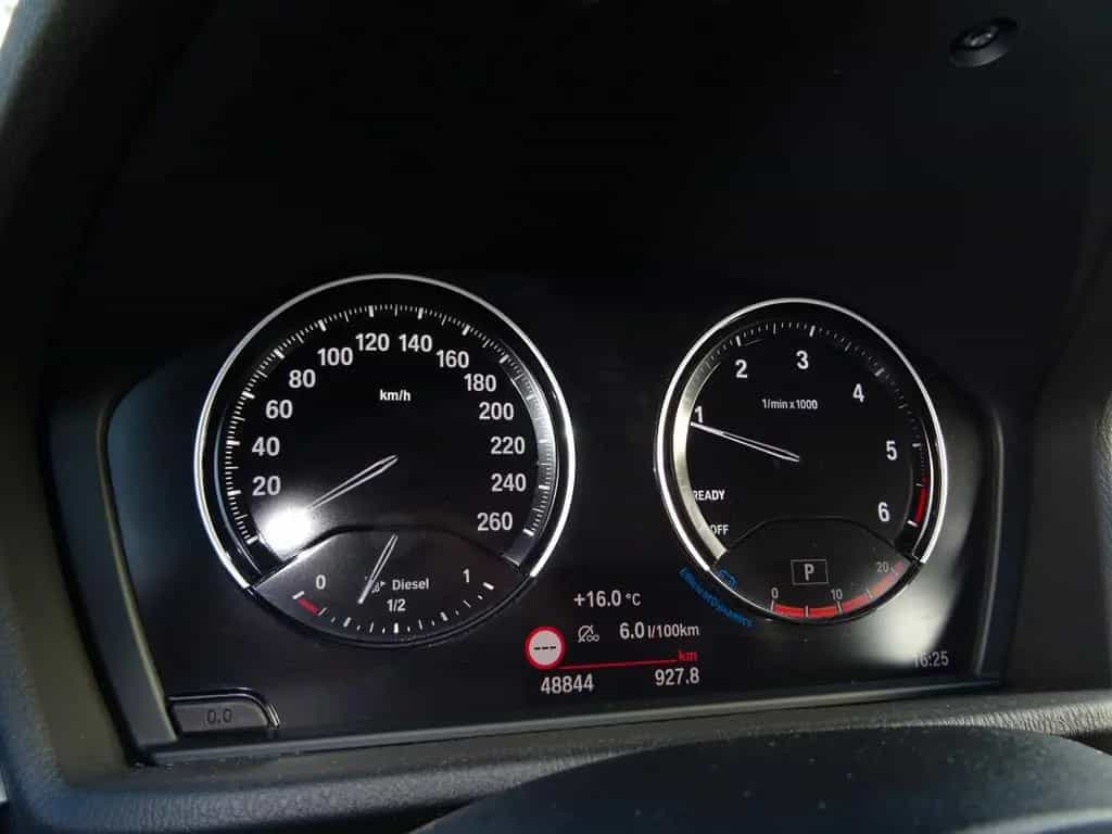BMW X2 sDrive20d Aut M Sportpaket 19" Navi Leder LED 10/2019-photo-19