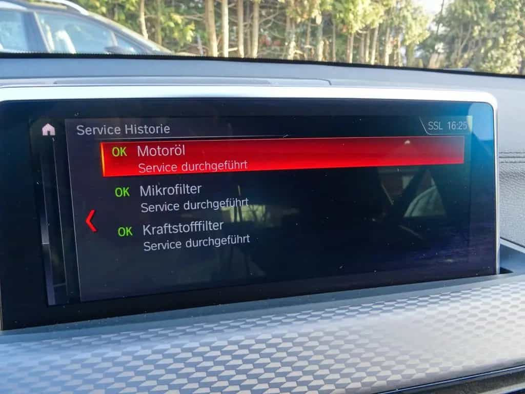 BMW X2 sDrive20d Aut M Sportpaket 19" Navi Leder LED 10/2019-photo-22