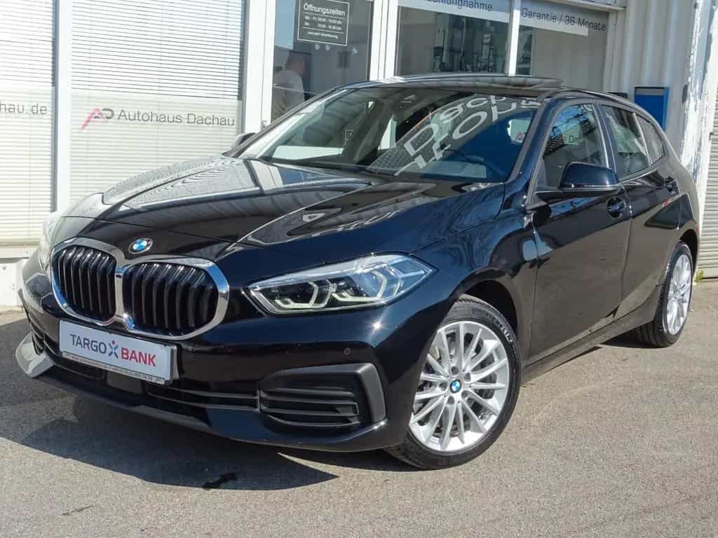 BMW 120 d Aut Advantage 17" Navi LC Pro. Ad. LED Pano 09/2022-photo-2