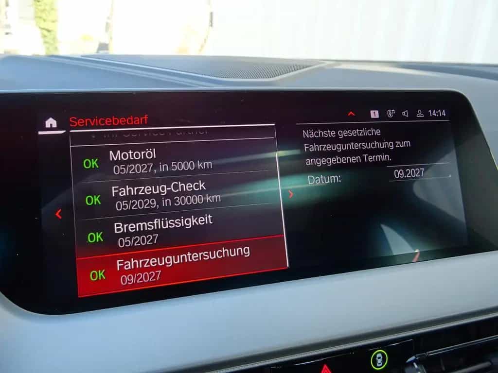 BMW 120 d Aut Advantage 17" Navi LC Pro. Ad. LED Pano 09/2022-photo-21