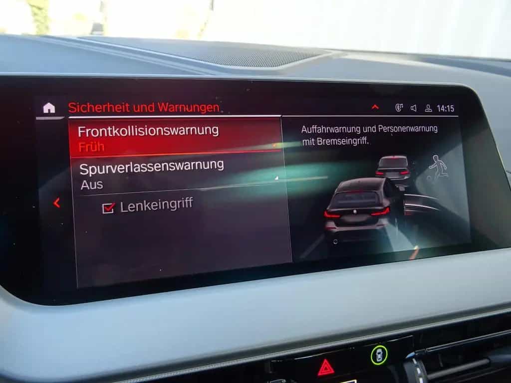 BMW 120 d Aut Advantage 17" Navi LC Pro. Ad. LED Pano 09/2022-photo-25