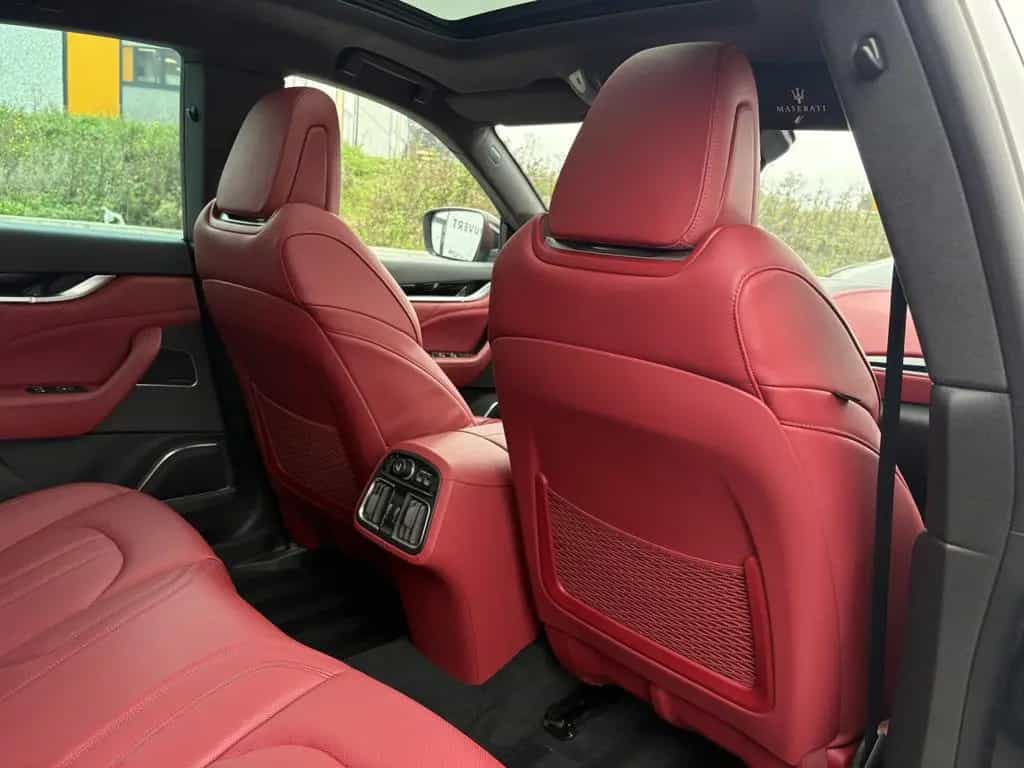 Maserati Levante MODENA Q4 / CAMERA 360/ ACC/ CUIR 02/2017-photo-17