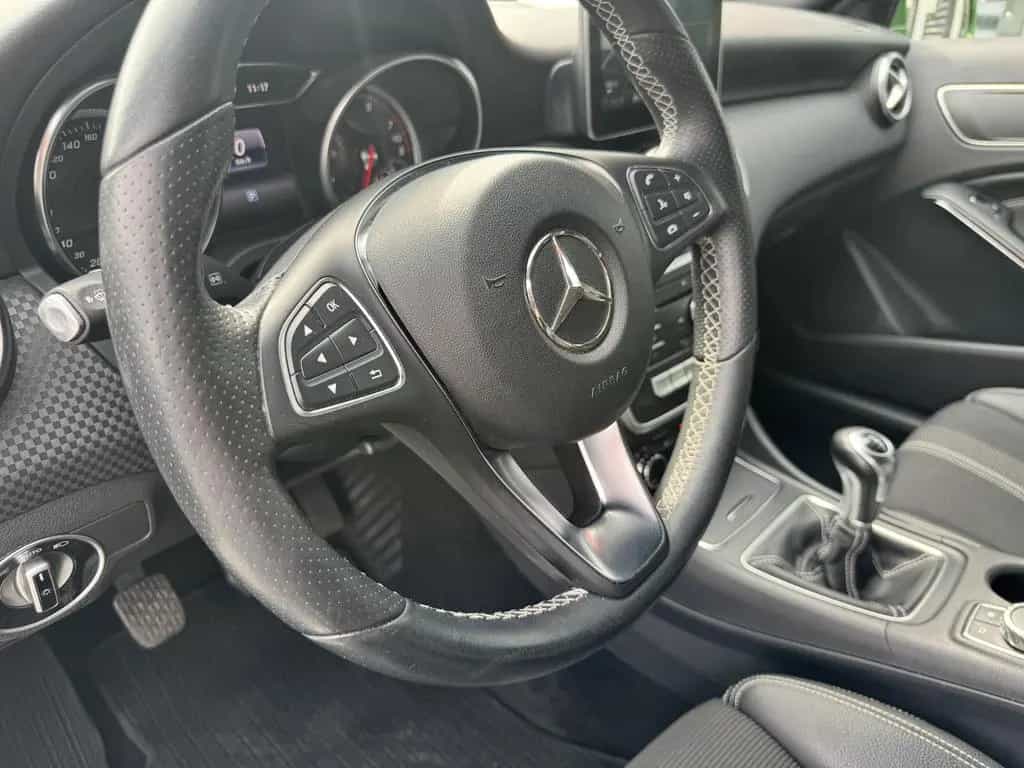 Mercedes-Benz A-Class 180 URBAN BlueEfficiency *LED|NAVI|KAMERA|TÜV* 09/2017-photo-25