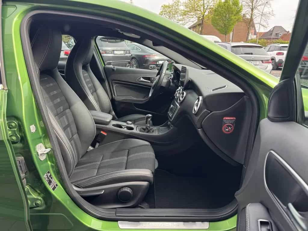 Mercedes-Benz A-Class 180 URBAN BlueEfficiency *LED|NAVI|KAMERA|TÜV* 09/2017-photo-26