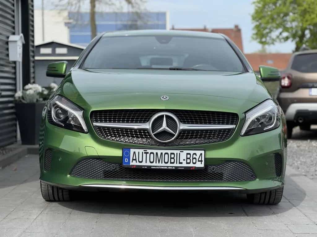 Mercedes-Benz A-Class 180 URBAN BlueEfficiency *LED|NAVI|KAMERA|TÜV* 09/2017-photo-3