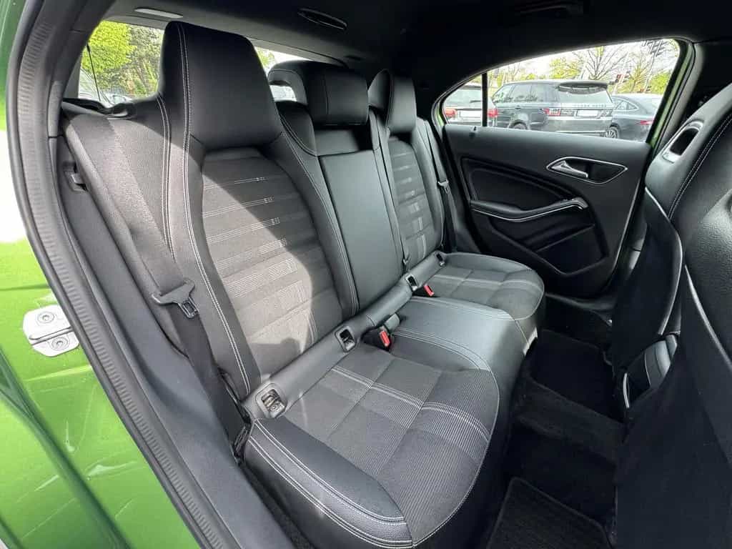 Mercedes-Benz A-Class 180 URBAN BlueEfficiency *LED|NAVI|KAMERA|TÜV* 09/2017-photo-33